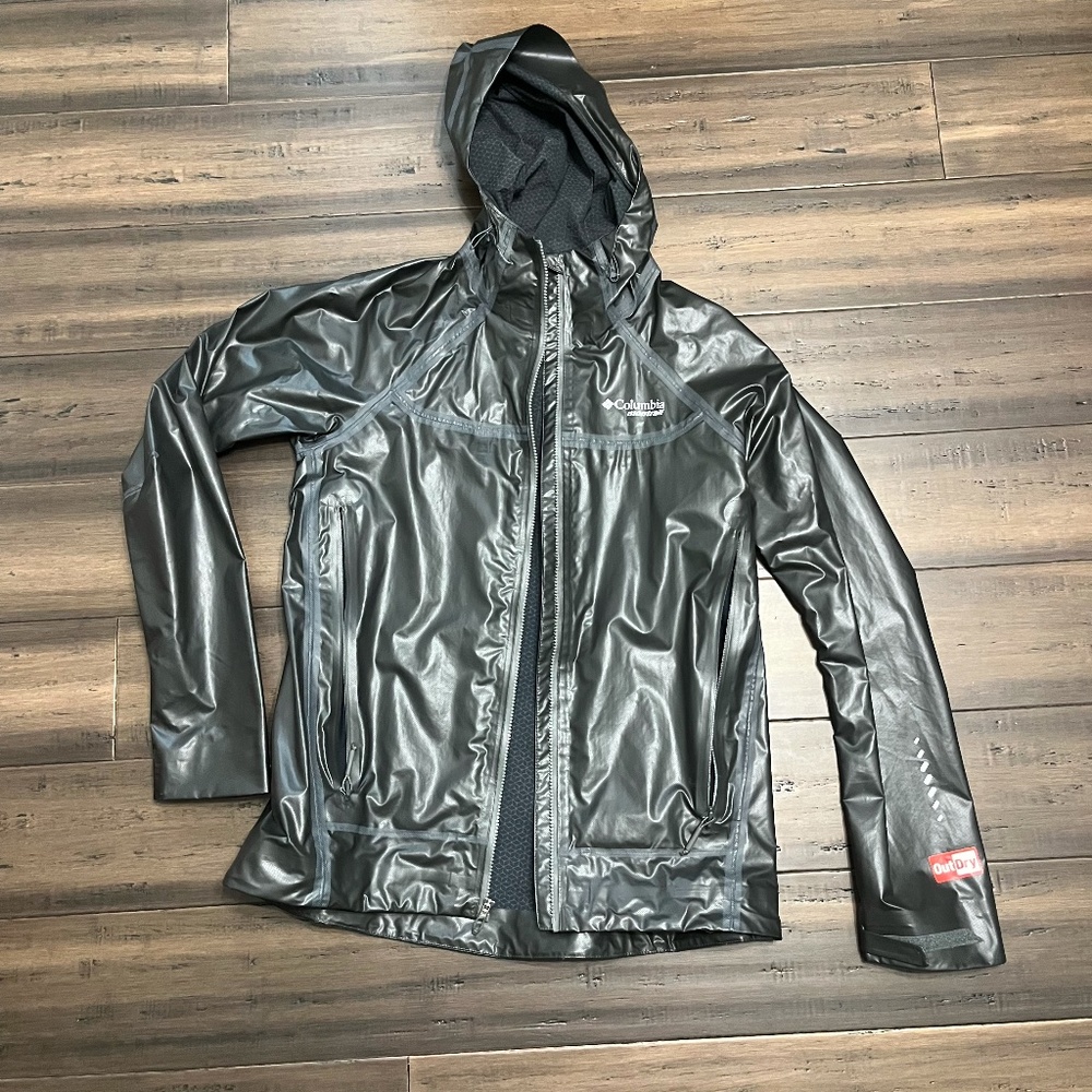 Columbia rain coat